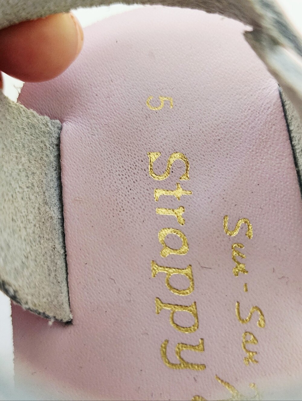 Pink Saltwater Sandals for Kids - Size 5 - Picture 4 of 5